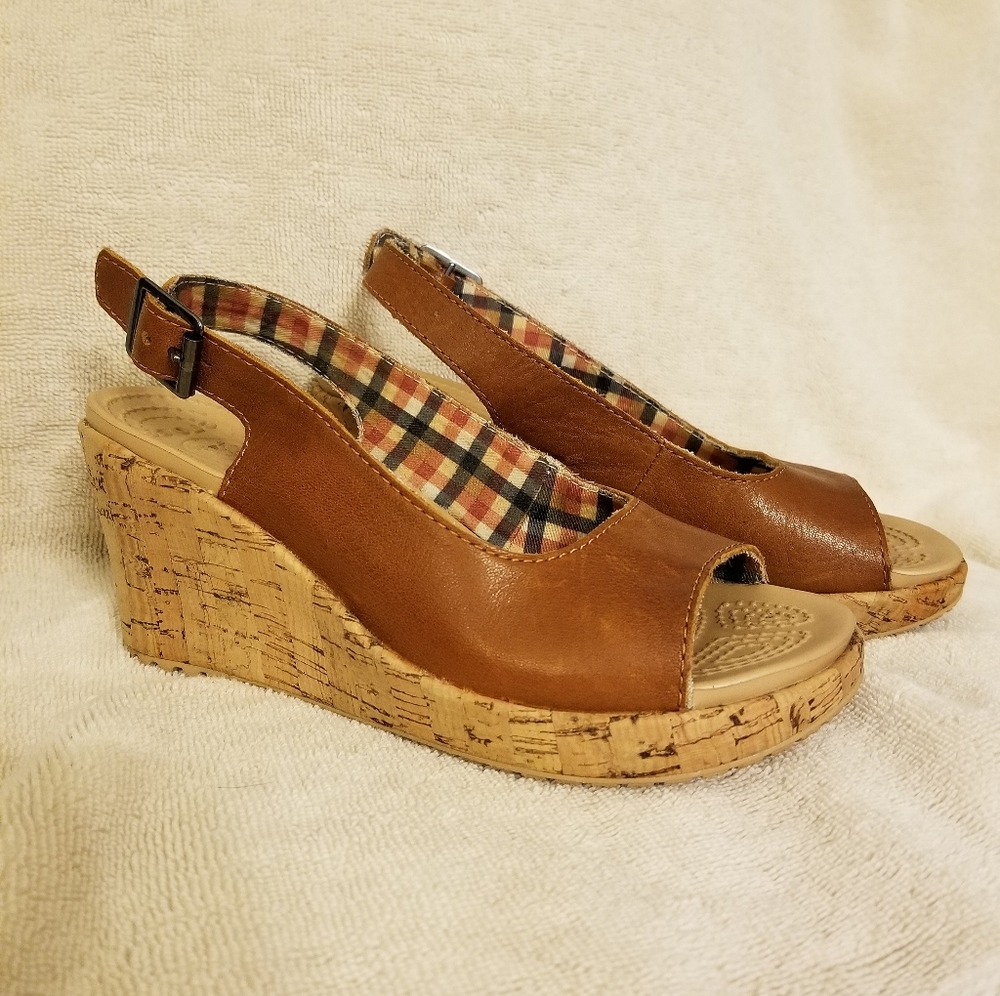 Crocs wedges sz 6W